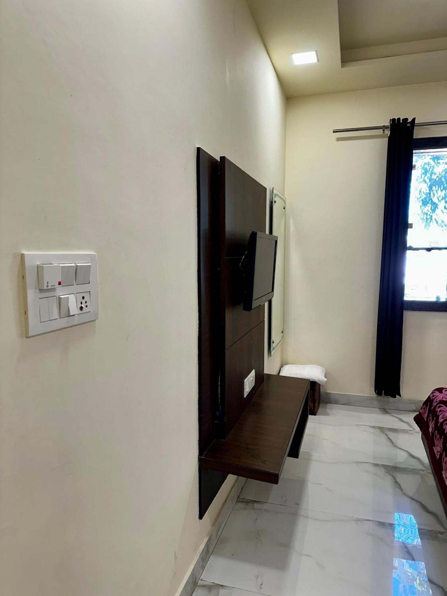 Taj Castle A Boutique Homestay Agra  Zewnętrze zdjęcie